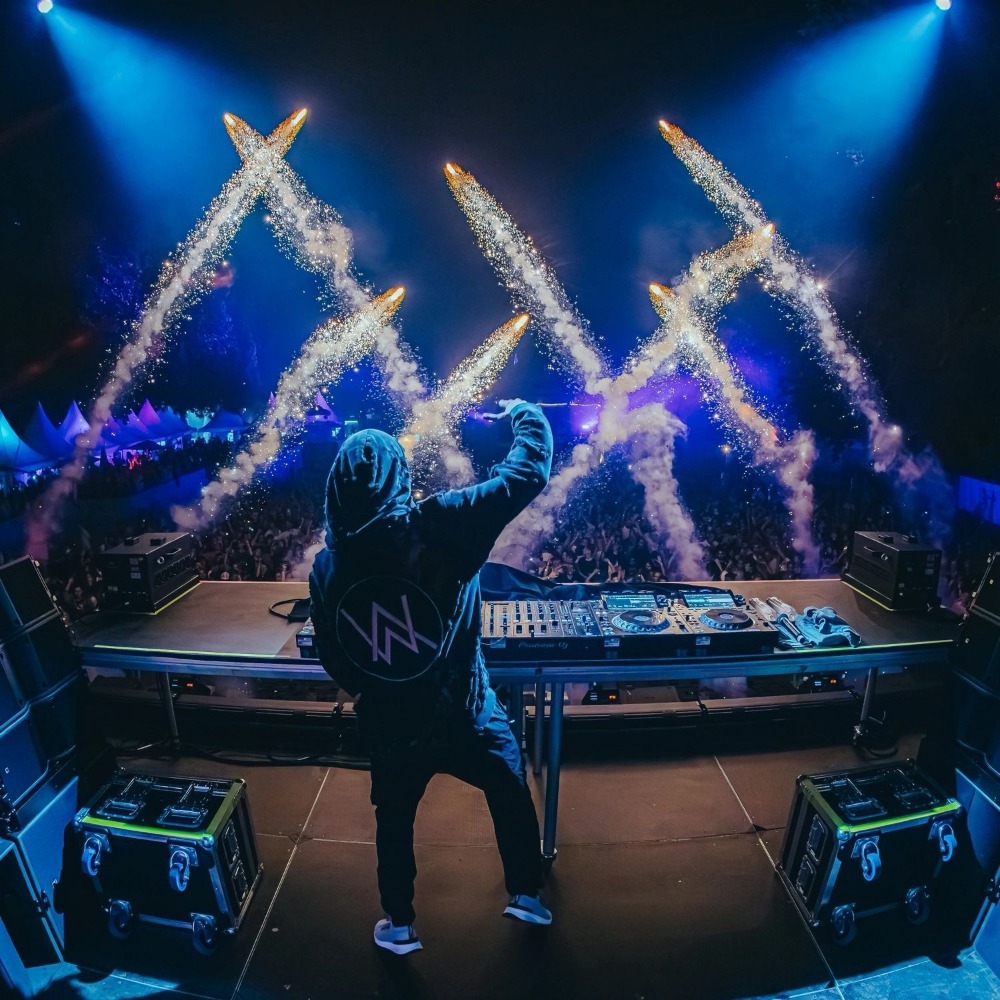 Alan Walker EDM Compilation CD - Audio Music Car บทวิจารณ์และราคา