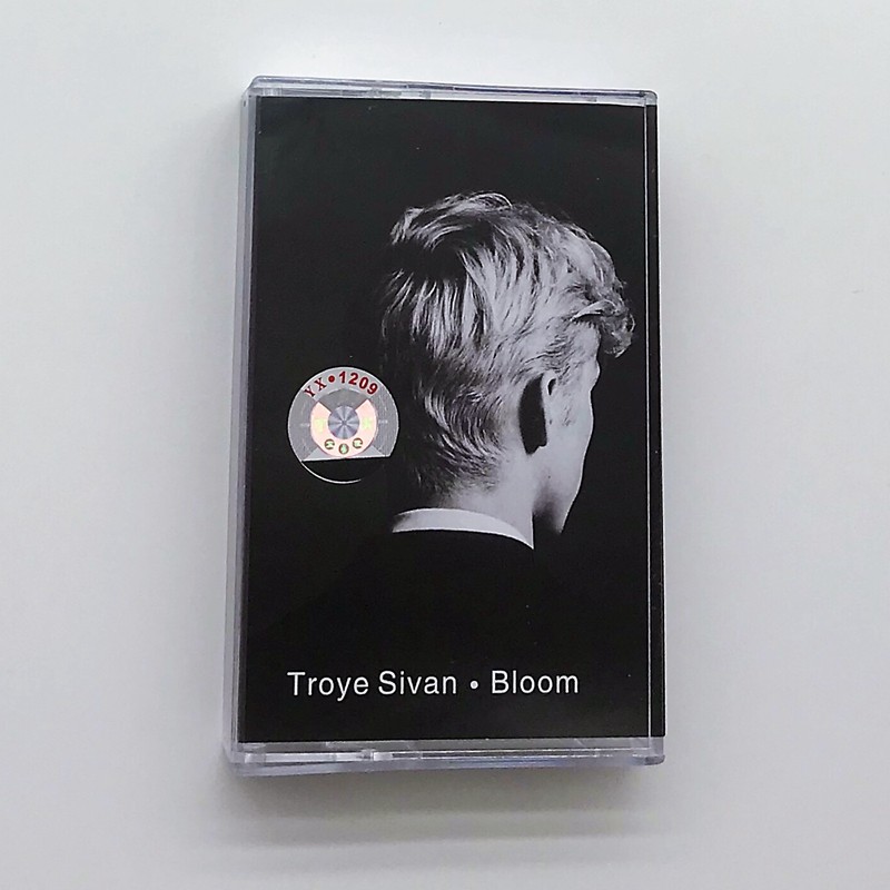 English Song Audio Cassette Un - Music Song Audio บทวิจารณ์และราคา